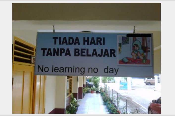 Duh, 25 Spanduk ini Bahasa Inggrisnya bikin ngakak!