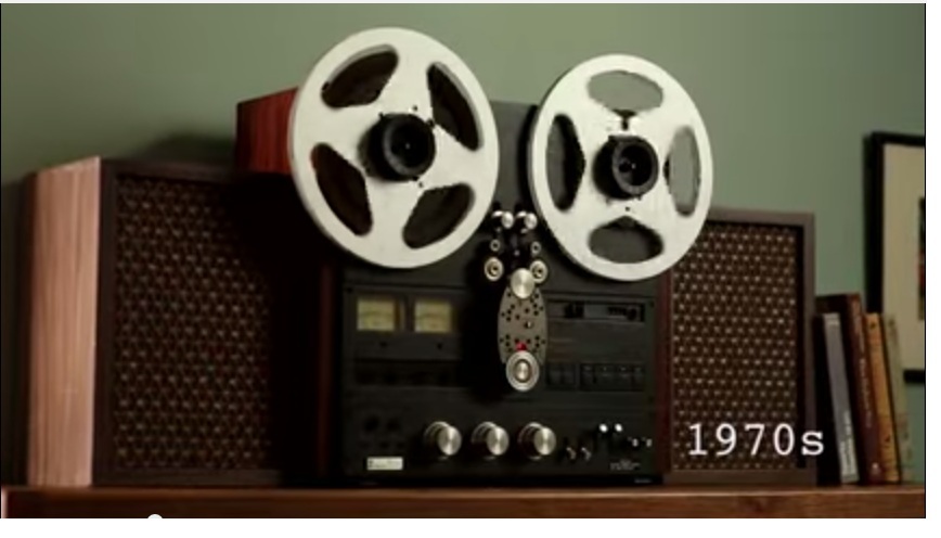 Evolusi pemutar musik dari masa ke masa, kamu pernah pakai yang mana?