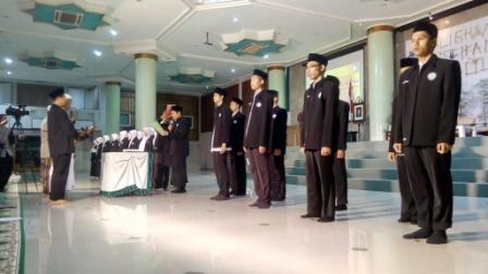 Ingin hafalkan Al-Baqarah dalam 10 hari? Komunitas ini siap bantu kamu Ingin hafalkan Al-Baqarah dalam 10 hari? Komunitas ini siap bantu kamu