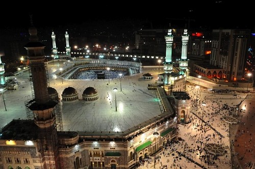 5 Masjid di dunia ini arsitekturnya keren banget, Allahu Akbar!