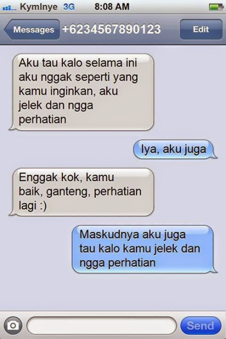 20 SMS lucu buat gebetan yang bakal bikin kamu ngakak!