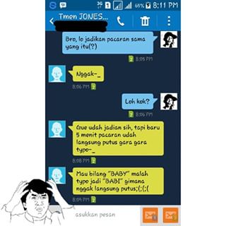 12 Pesan typo yang bikin orang salah paham