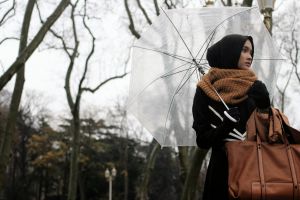 7 Inspirasi gaya lebaran cantik & menawan dari hijab blogger Indonesia