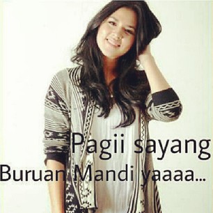 20 Pesona meme Raisa yang bikin kamu susah tidur dan makan, gemes!