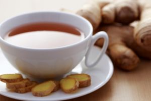 Atasi mabuk perjalanan dengan 7 minuman alami ini