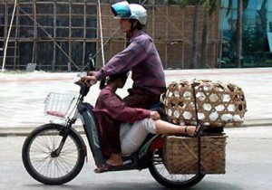 Ini lalu lintas di Vietnam, ruwetnya melebihi Jakarta!