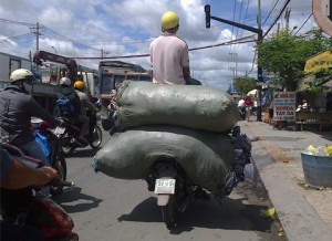 Ini lalu lintas di Vietnam, ruwetnya melebihi Jakarta!