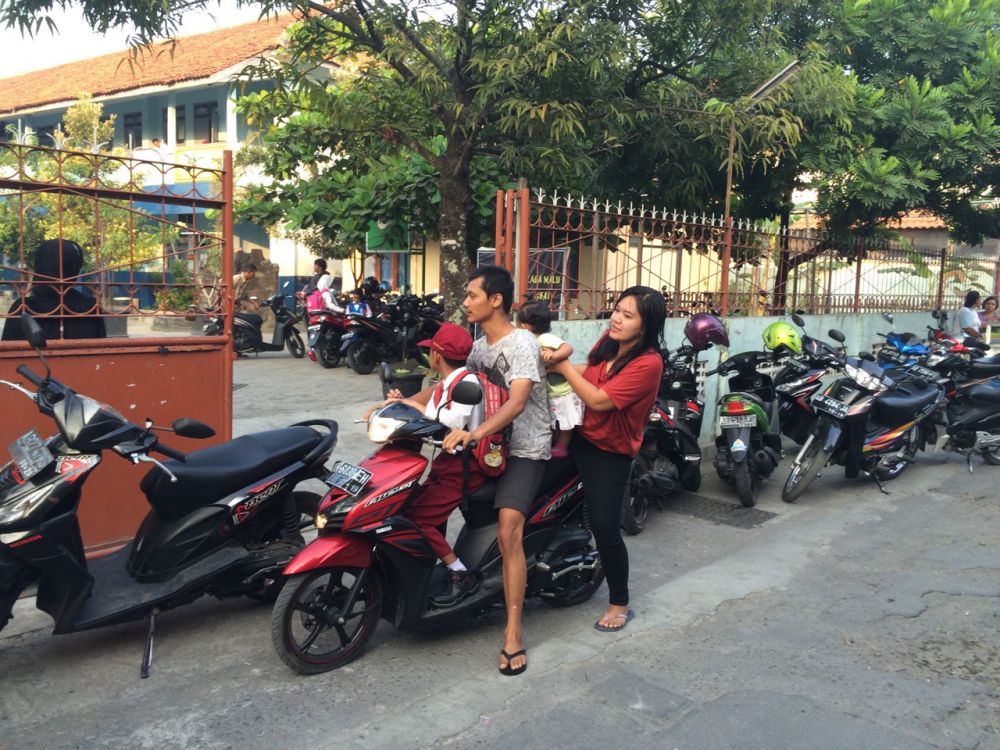 15 Foto ini pasti bikin kamu terkenang hari pertama masuk SD