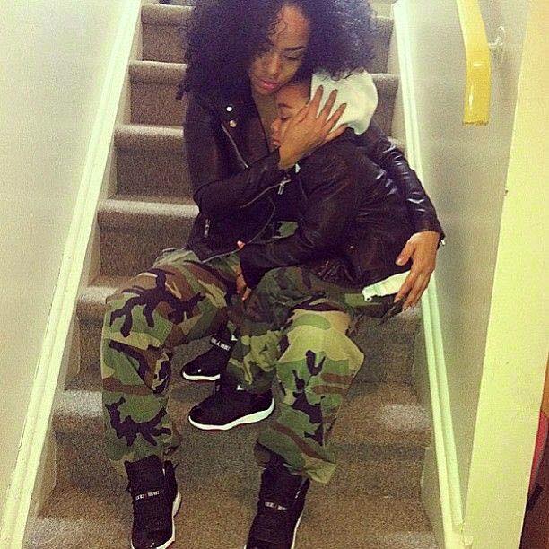 22 Potret kekompakan ibu dan anak laki-laki yang bikin iri