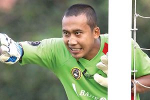 Miris! Buntut vakum PSSI, kiper Persija ini jadi tukang odong-odong