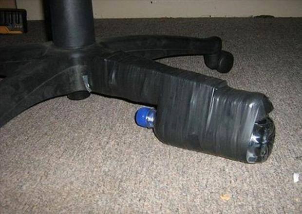 Begini jadinya kalau kelewat kreatif mereparasi, bikin geleng-geleng! Begini jadinya kalau kelewat kreatif mereparasi, bikin geleng-geleng!