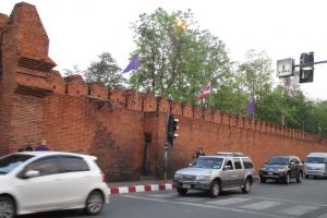 Membunyikan klakson di kota ini akan dianggap tidak sopan