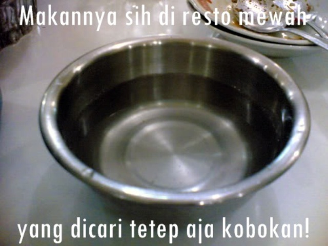 10 Meme yang menjelaskan tipe-tipe orang Indonesia saat makan