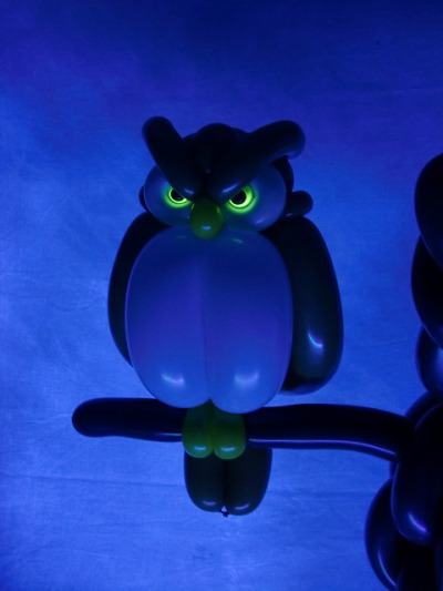 Kamu pasti nggak nyangka kalau karya seni ini dibuat dari balon