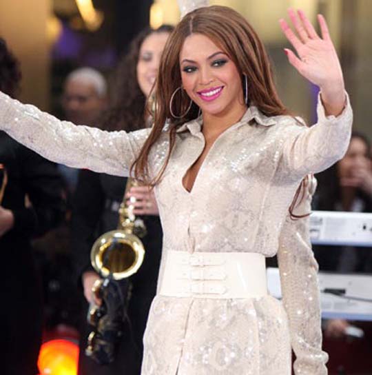 7 Foto ini punya kesalahan editing, hayo di mana yang janggal?