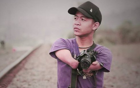 Fotografer asal Banyuwangi ini mengajarimu tentang sikap kerja keras