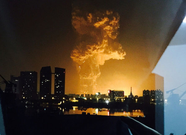 Foto-foto ledakan dahsyat di Tianjin, China