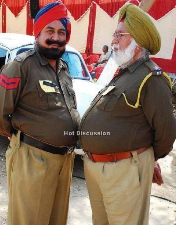 Begini kelakuan asli polisi India, kocak abis!