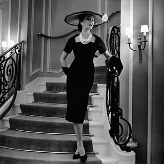 Asal usul rok pensil, berasal dari gaun yang diikat seorang wanita