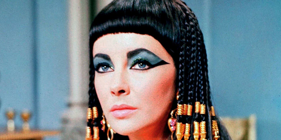 8 Fakta eyeliner yang perlu kamu ketahui