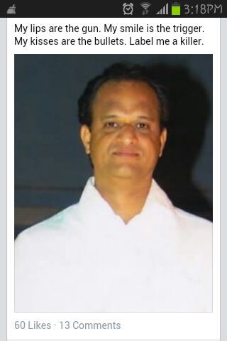 9 Tipe orang ini sebaiknya berhenti main Facebook