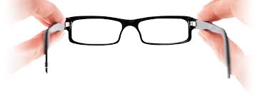 Kacamata warna cerah untuk pekerja kreatif