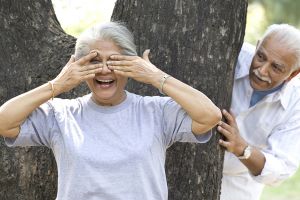 7 Perbedaan antara cowok dan cewek ketika nanti sudah tua