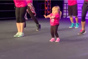 VIDEO: Meski idap Anemia langka, gadis 6 tahun ini lincah menari Zumba