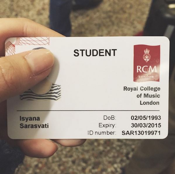 13 Alasan ini membuktikan Isyana Sarasvati itu jelmaan bidadari, aw!