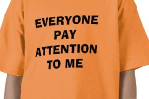 7 Tanda orang yang suka cari perhatian, jago kalau bercerita