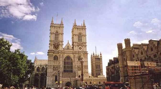 10 Kuburan ini disebut paling unik di dunia, Indonesia juga punya!