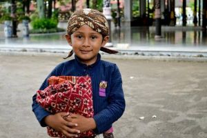 Rizky abdi dalem termuda Keraton Jogja, mengabdi sepulang sekolah TK