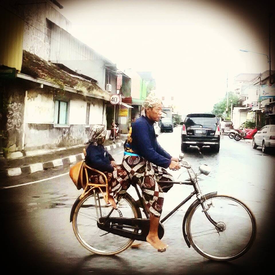 Rizky abdi dalem termuda Keraton Jogja, mengabdi sepulang sekolah TK
