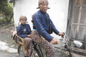 Jadi abdi dalem sejak umur 2 tahun, Rizky pernah salami presiden Ceko