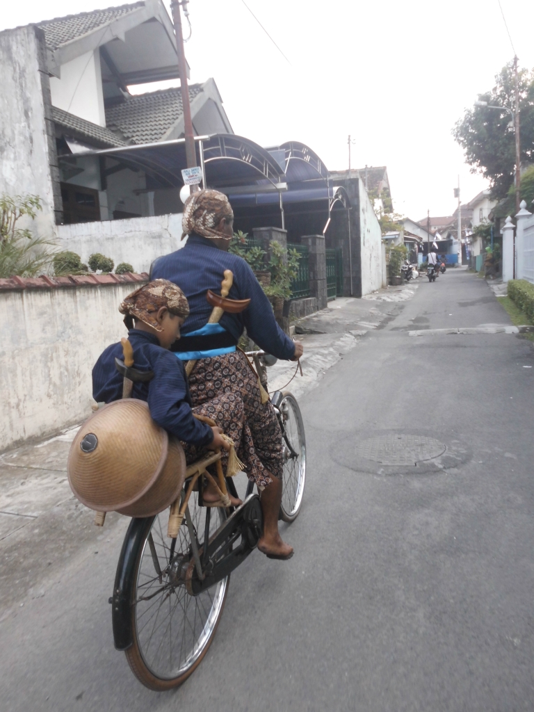 Jadi abdi dalem sejak umur 2 tahun, Rizky pernah salami presiden Ceko