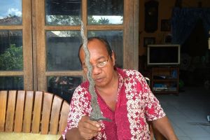 Nugraha, setia jadi pengrajin keris pelanggan sampai Belanda