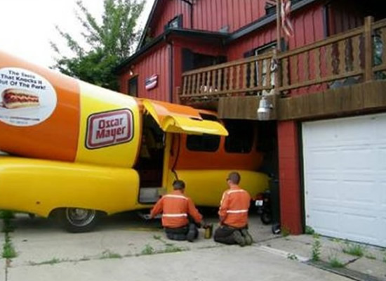 21 Foto-foto gagal parkir yang malah bikin senyum-senyum sendiri