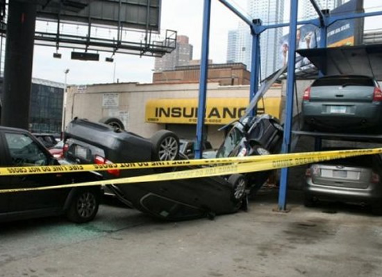 21 Foto-foto gagal parkir yang malah bikin senyum-senyum sendiri