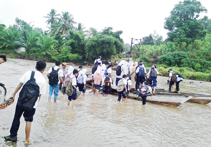 7 Angkutan tradisional Indonesia yang perlu kamu tahu 7 Angkutan tradisional Indonesia yang perlu kamu tahu