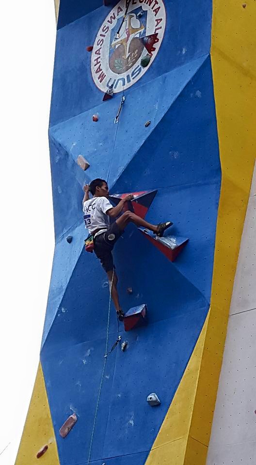 Dulu lemah & gampang mimisan, kini Bayu juara panjat dinding Asia