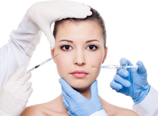 Injeksi botox di usia 20-an, efektif nggak ya?