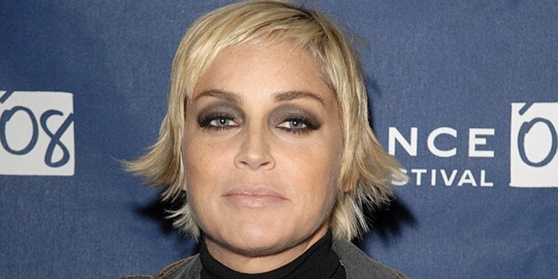 Lihat make up fail para selebritis ini, bikin ketawa sendiri Lihat make up fail para selebritis ini, bikin ketawa sendiri