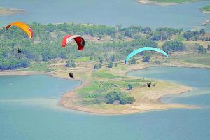 Sensasi unik menikmati waduk terbesar di Asia Tenggara dari udara