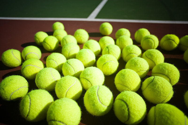 6 Kegunaan bola tenis selain buat olahraga yang tak pernah kamu duga