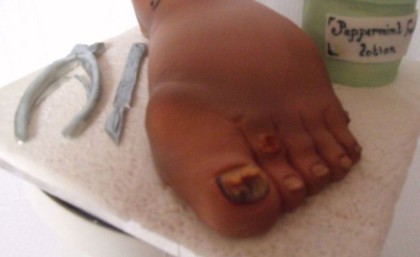 10 Makanan ini bentuknya aneh, kamu masih mau memakannya nggak?