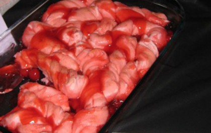 10 Makanan ini bentuknya aneh, kamu masih mau memakannya nggak?