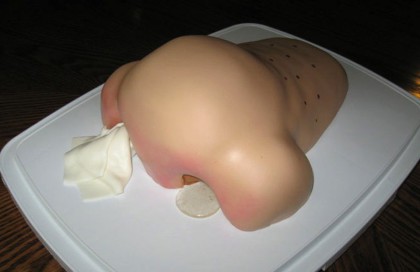 10 Makanan ini bentuknya aneh, kamu masih mau memakannya nggak?