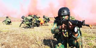 Potret latihan TNI yang menegangkan