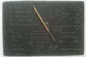 Alat-alat tulis jadul ini melegenda, bahkan ada yang menyerupai tablet