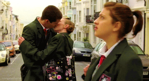 5 Perasaan ini hanya dipahami seorang 'obat nyamuk', kamu pasti pernah